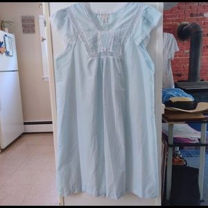 🦋 VINTAGE 70s BARBIZON Baby Blue Nightgown XL